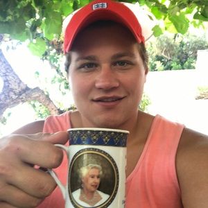 Meet your Posher, Cole